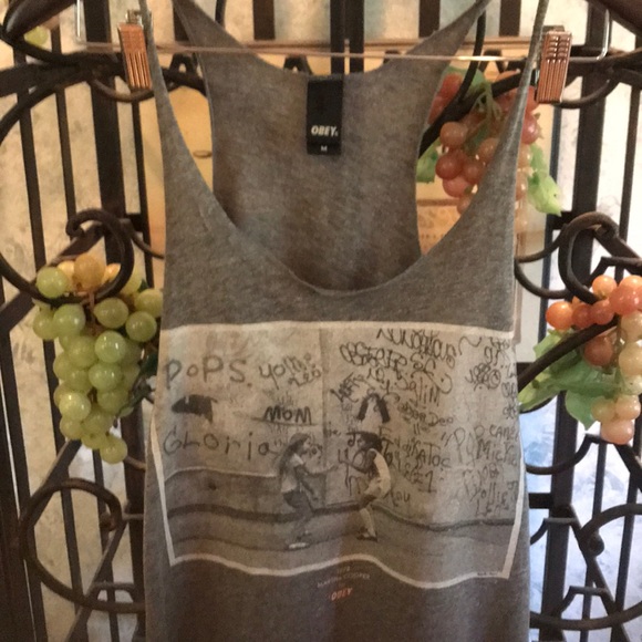 OBEY GRAY FASHION TANK. Size Med. - Picture 3 of 4